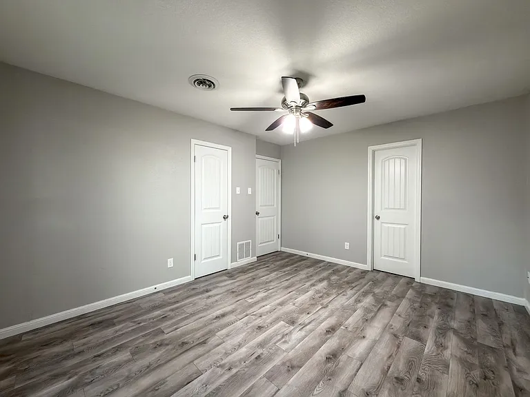 3309 S 53rd St — Photo 14