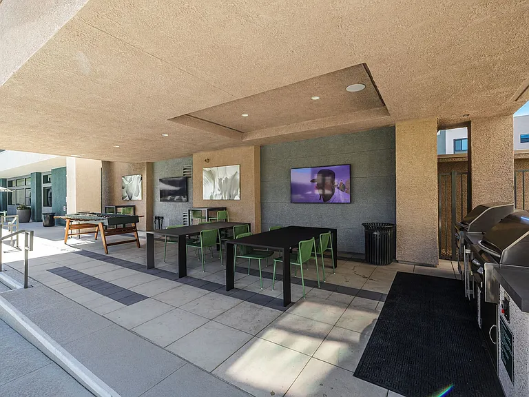SYNC APARTMENT HOMES — Photo 36