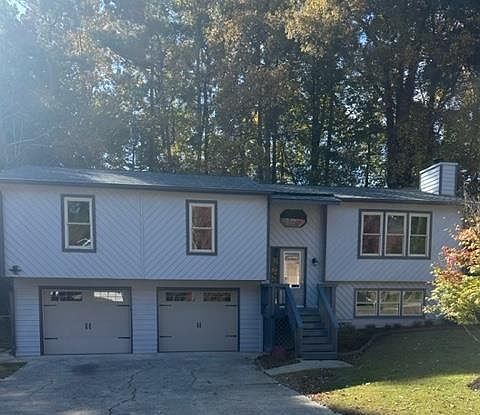 1st image of 1017 Hicksmil Dr SW