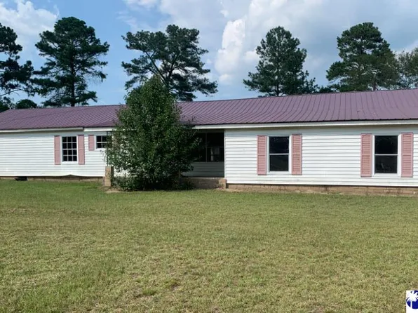 2220 Arrie Rd, Dillon, SC 29536