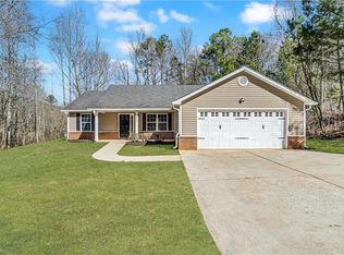 217 Lamb Rd, Moreland, GA 30259
