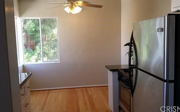 Dining area in the kitchen.