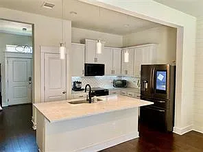 13501 Metric Blvd #45 — Photo 2