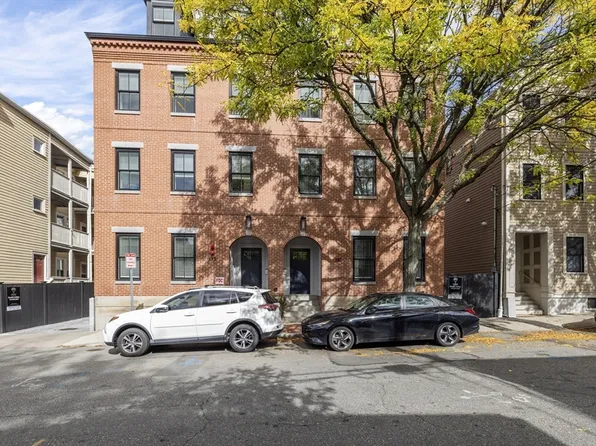 133 Spring St #1, Cambridge, MA 02141