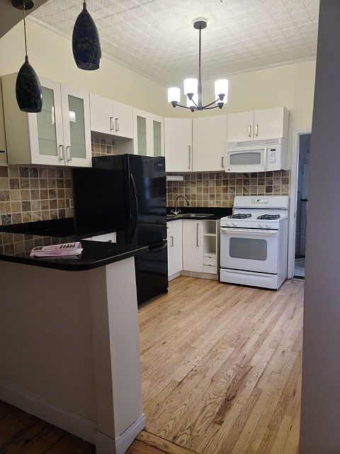 1st image of 710 6th St #1