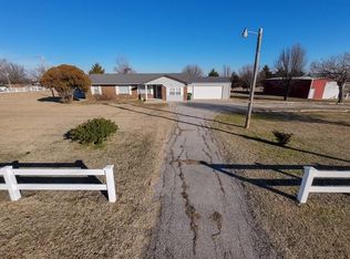 1701 E Highland St, Tecumseh, OK 74873