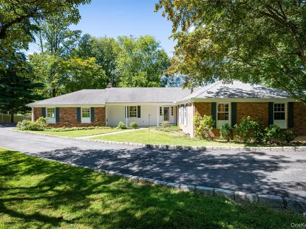 11 Skyview Drive, Armonk, NY 10504