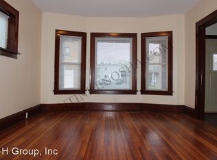 2327 Roosevelt Rd, Kenosha, WI 53143