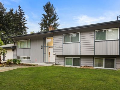 11450 8th Ave S, Seattle, WA, 98168