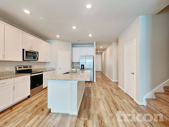 4th image of 13630 Paxton Blvd