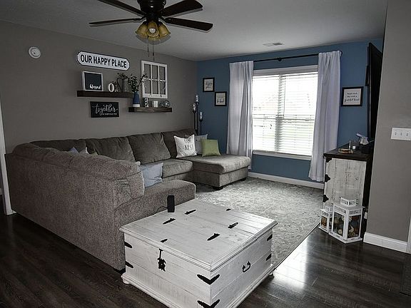 5th image of 505 Lucombe Cir
