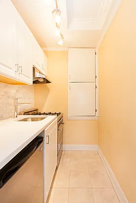 Rented by Mirador Real Estate | media 6