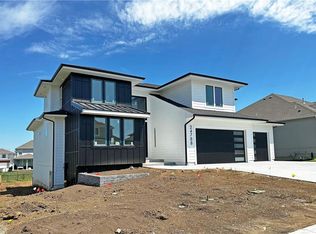 24788 W 90th St, Lenexa, KS 66227