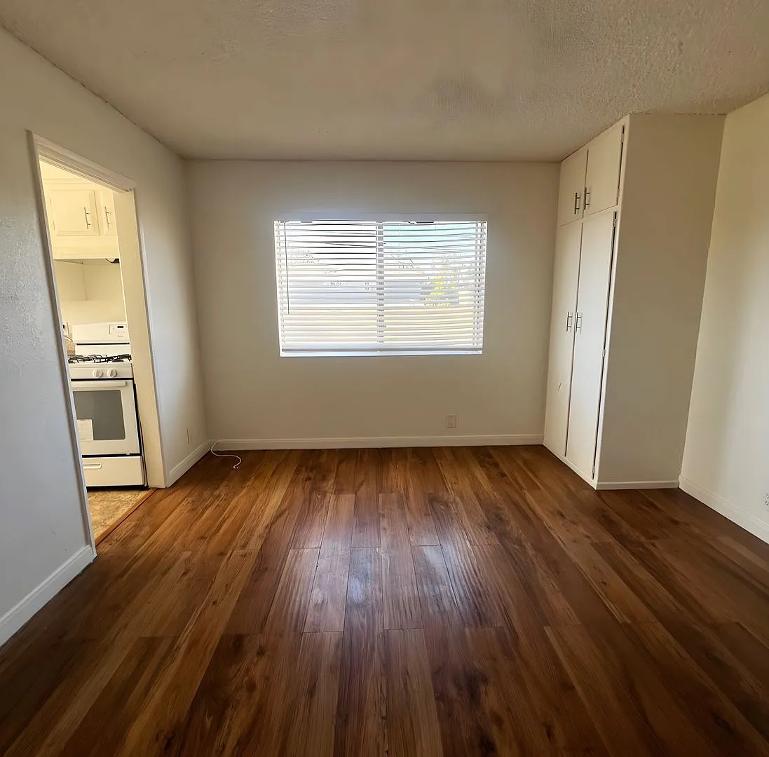 Studio, 1.0 bath, $1,695 — Photo 3