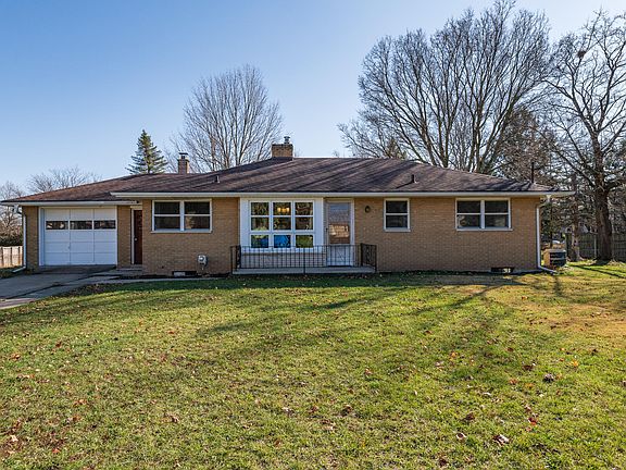 2nd image of 6039 Salem Ln