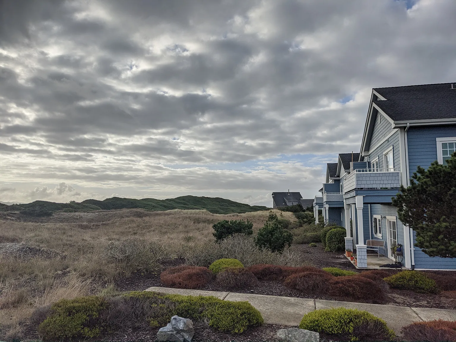 1337 Village Loop — Photo 3