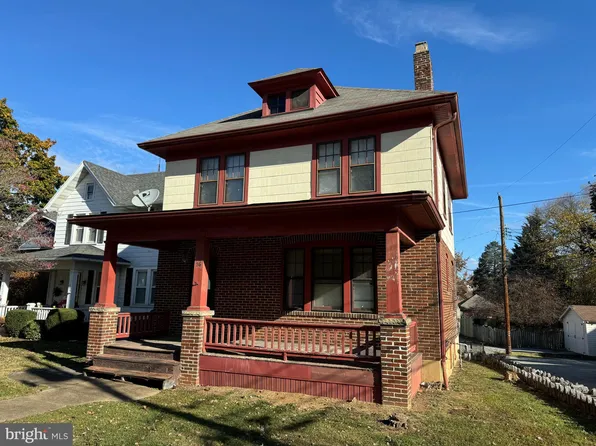 26 Laurel St, Hagerstown, MD 21742