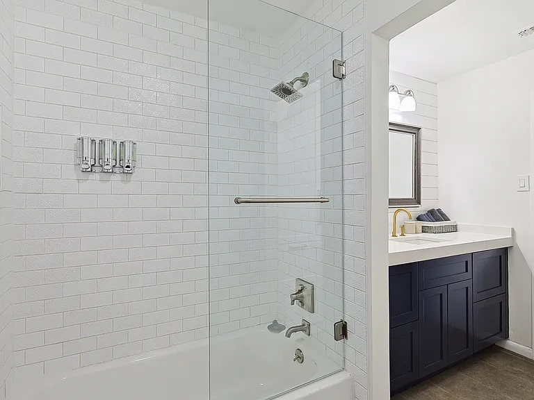 417 Tanglewood Dr — Photo 15
