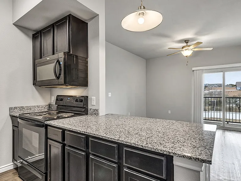 2601 Singing Wind Dr — Photo 3