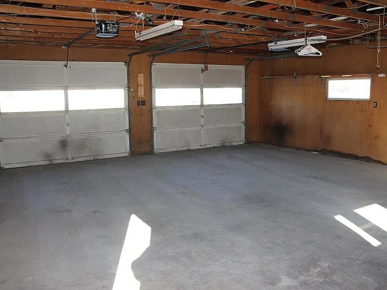 1019 W Montana St — Photo 8