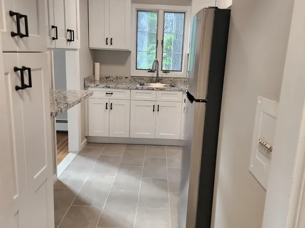 235 Woodport Rd APT D3, Sparta, NJ 07871