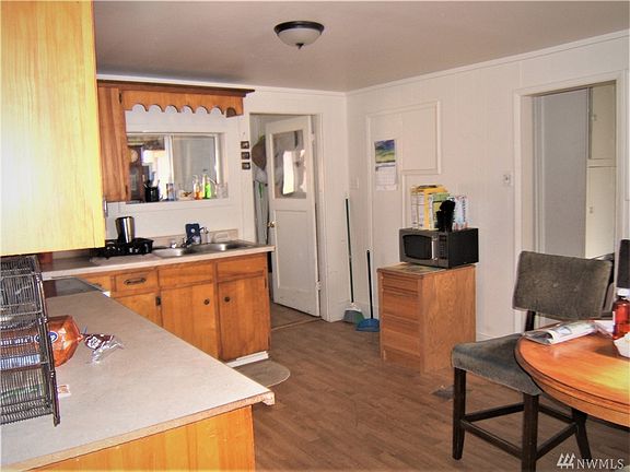 4th image of 1326 Kulien Ave
