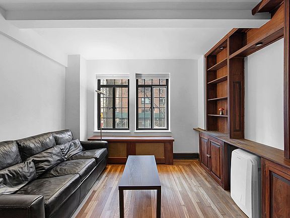 3rd image of 5 Tudor City Pl APT 219