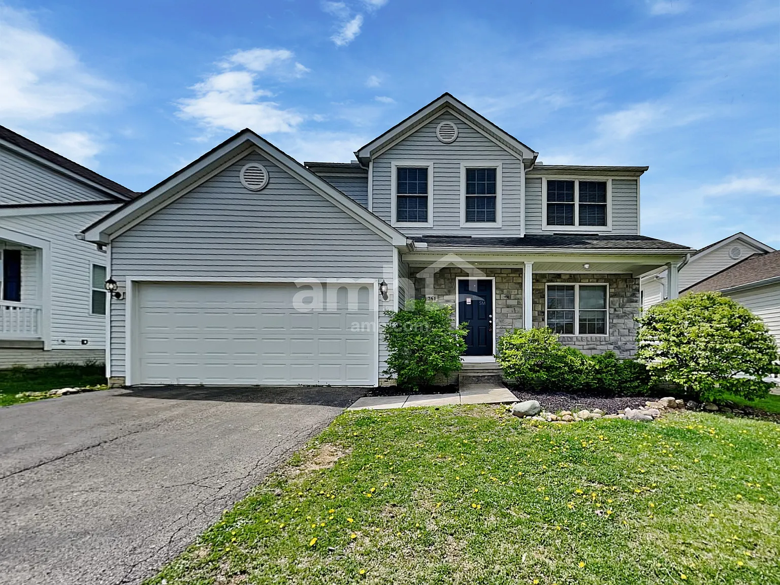 3 bed, 2.5 bath, 1498 sqft, $2,255 — Photo 1