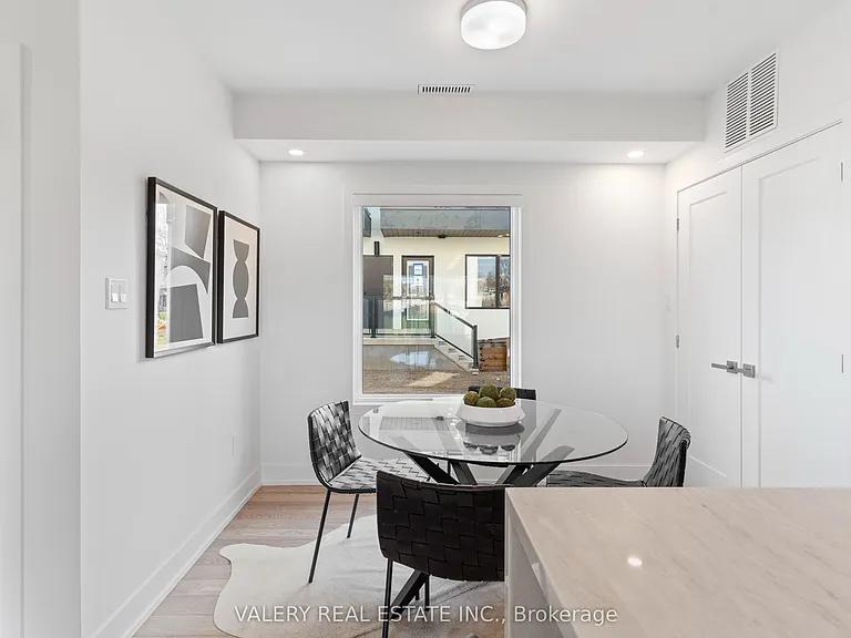 15 Acorn Ave #5 — Photo 18
