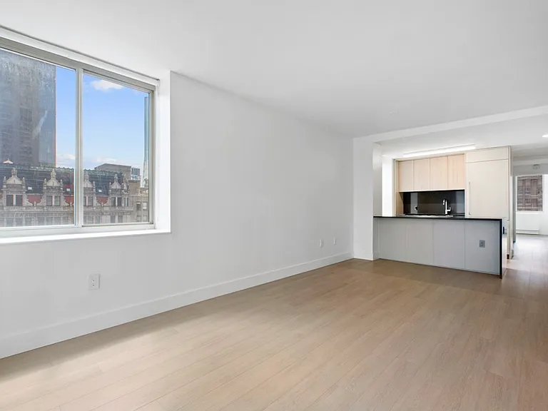 10 E 29th St #18C — Photo 4