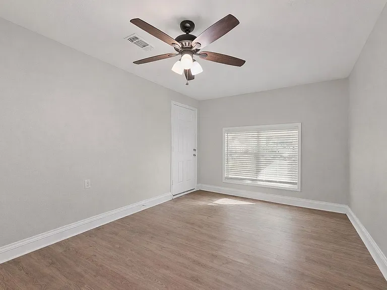 3823 Florinda St — Photo 15