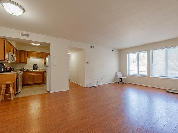 3rd image of 1780 Liberty Ln #C30