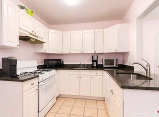48 Egmont St #5, Brookline, MA 02446