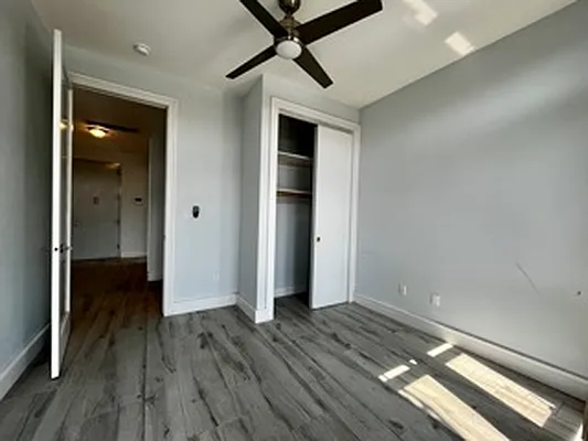 Rented by MySpaceNYC | media 17