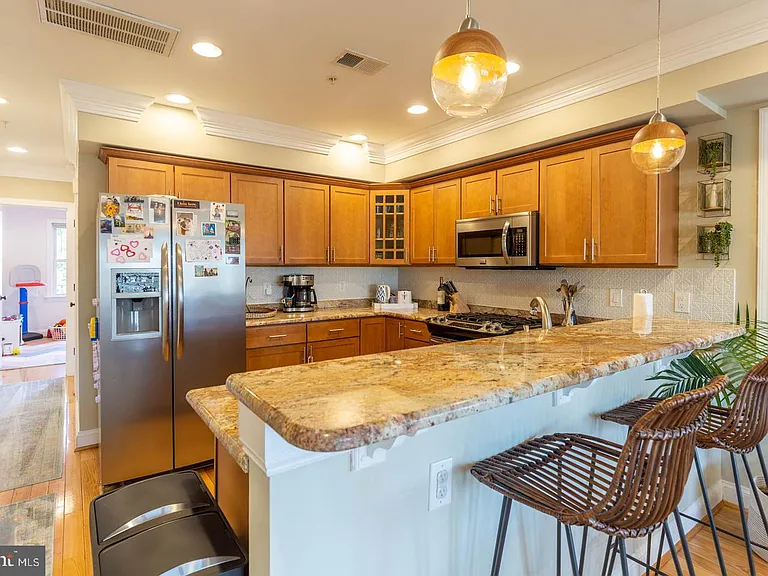 5511 Colorado Ave NW #402 — Photo 8