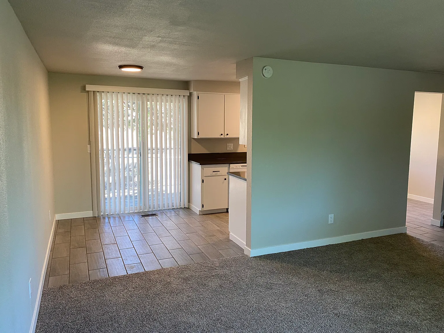 2 bed, $1,900 — Photo 3
