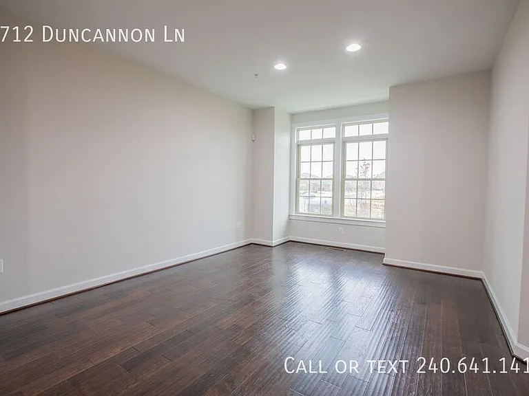 7712 Duncannon Ln — Photo 8