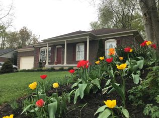 1016 Rollingwood Ln, Goshen, KY 40026