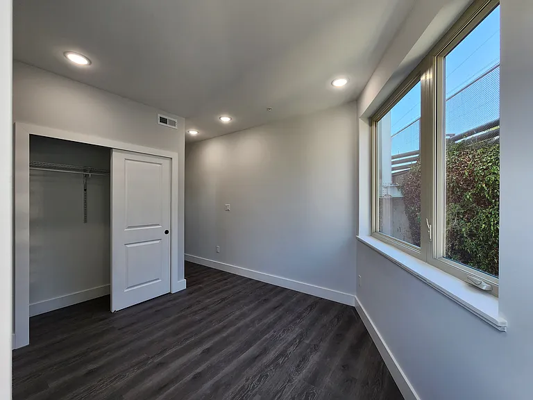 1108 W Dauphin St #6B — Photo 9