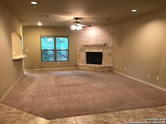5th image of 18518 Emerald Forest Dr