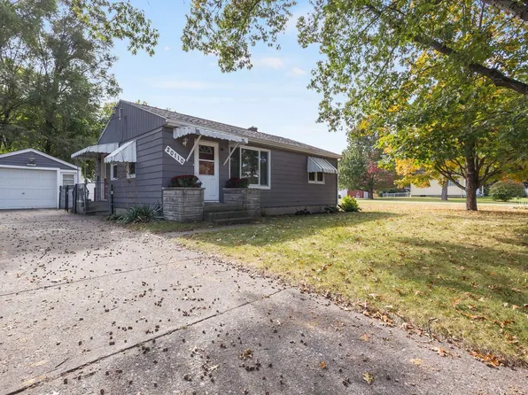 20110 Richard Ave, South Bend, IN 46637