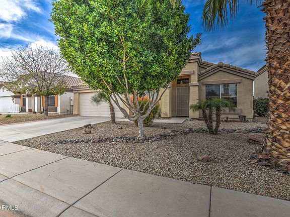 3rd image of 33290 N Roadrunner Ln