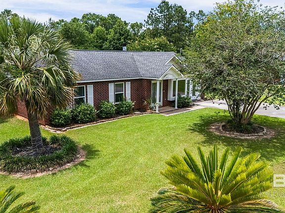 5th image of 15096 Highland Cir