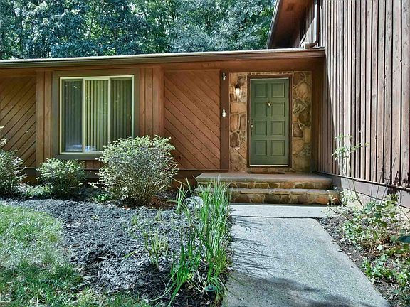 3rd image of 1185 Trailmore Dr