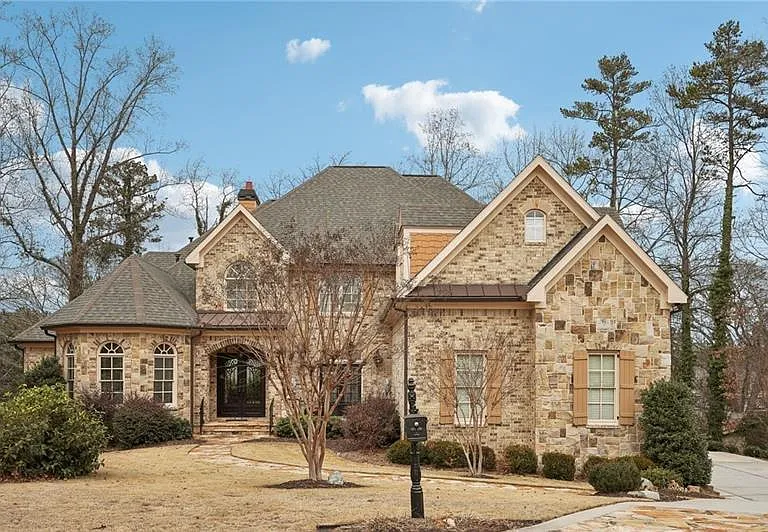 343 Summer Garden Dr — Photo 1