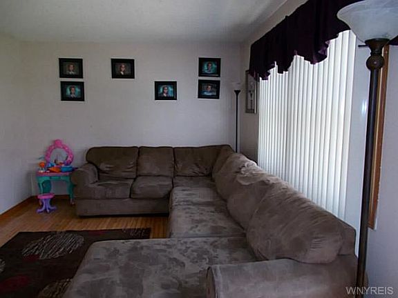 5th image of 6660 Hamilton Dr