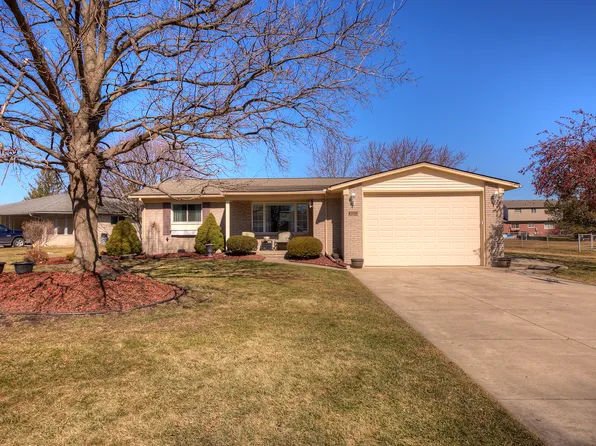 36582 Dardanella St, Livonia, MI 48152