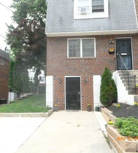 1st image of 1415 Rainer Rd #B