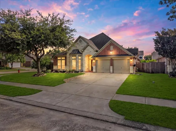 6103 Castle Peak Ln, League City, TX 77573