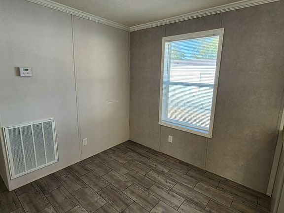 4th image of 6776 Townsend Rd #30